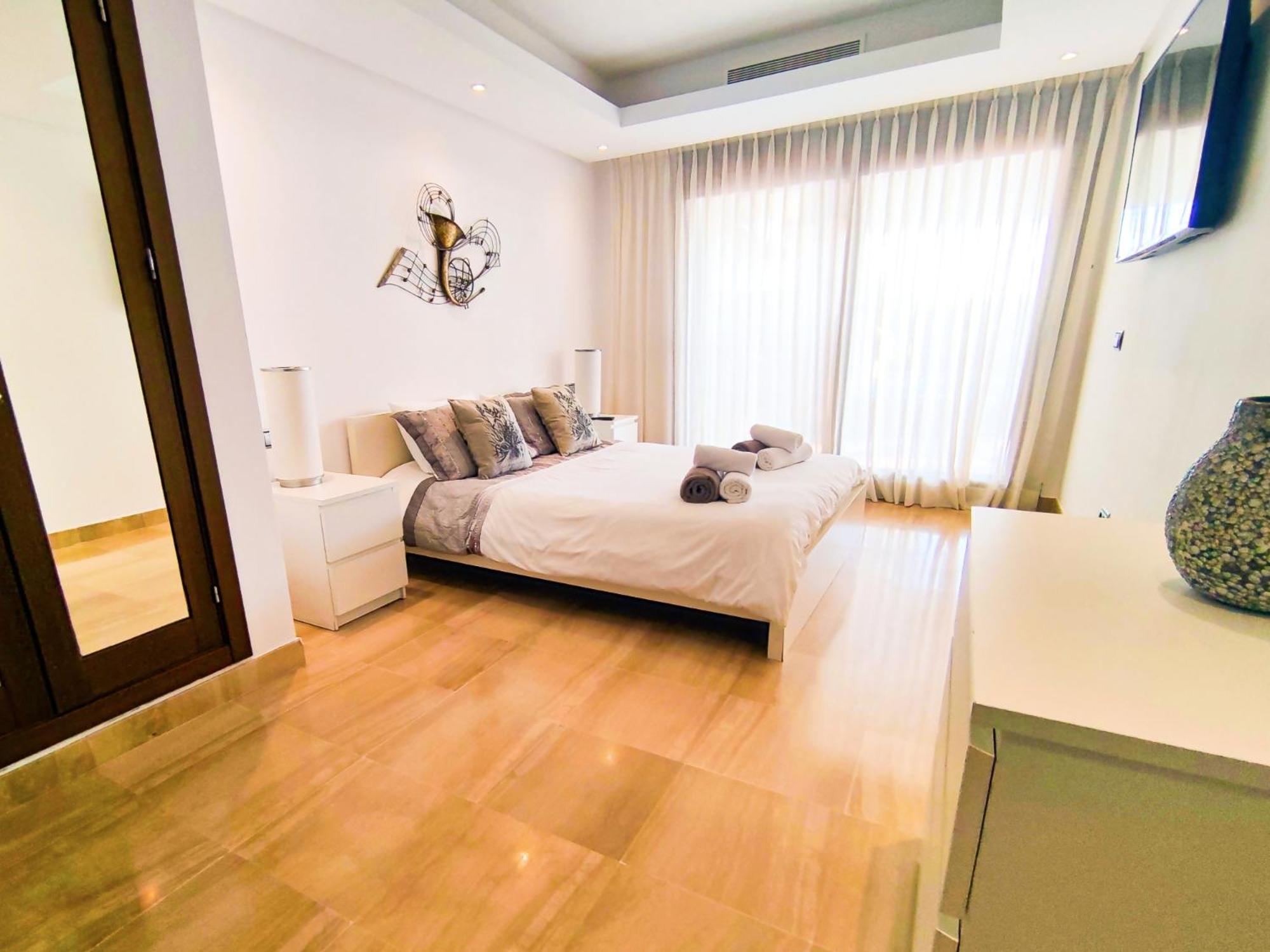 Luxury 3 Bedrooms Private Heated Pool Ehhouse Estepona Exteriör bild